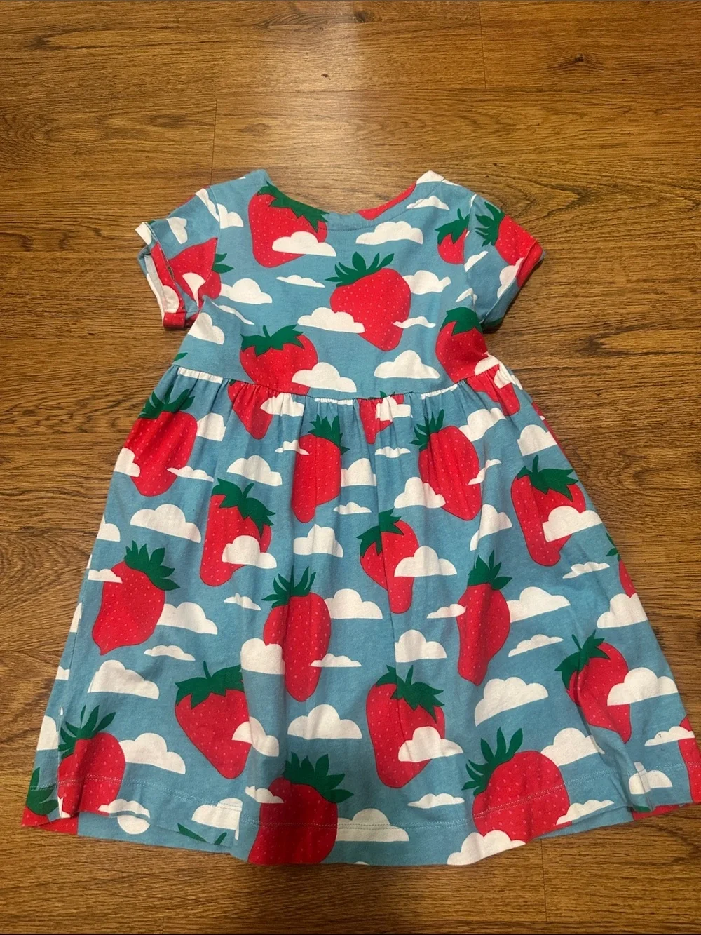 Mini Boden Blue Strawberry Cotton Dress size 7-8Y short sleeve pleated